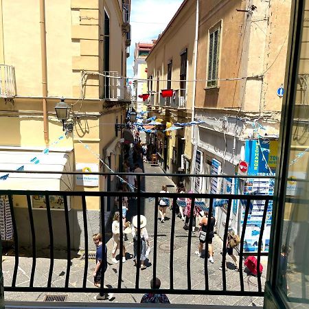 Casa Loren In The Heart Of Sorrento Exterior foto